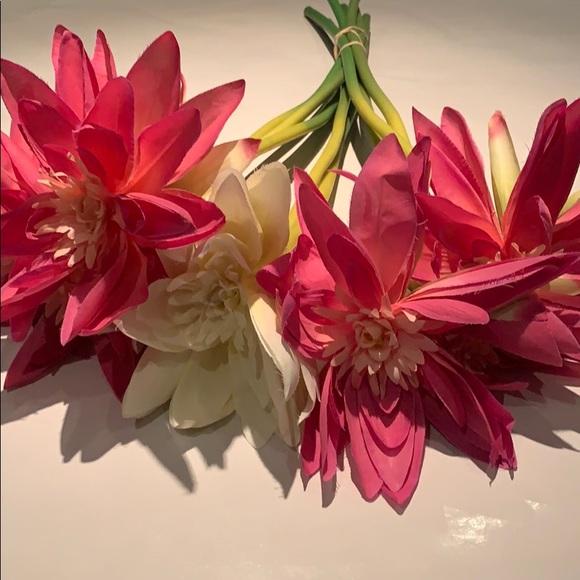 Pier 1 flowers two white 7 pink tall good quality - Picture 1 of 4